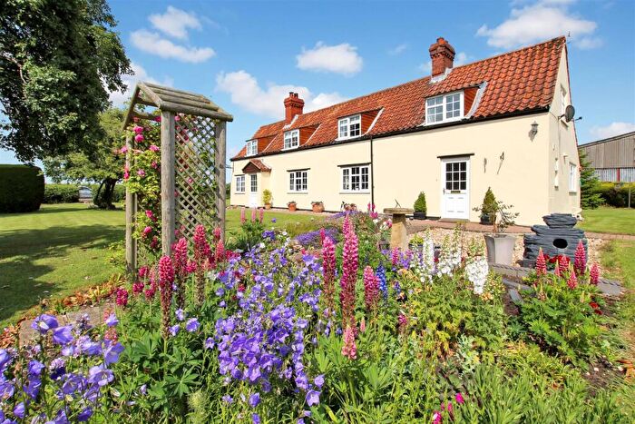3 Bedroom Cottage For Sale In Main Street, Bucknall, Woodhall Spa, LN10