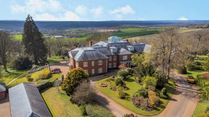 3 Bedroom Flat For Sale In Colesdane, Stede Hill, Harrietsham, Kent, ME17