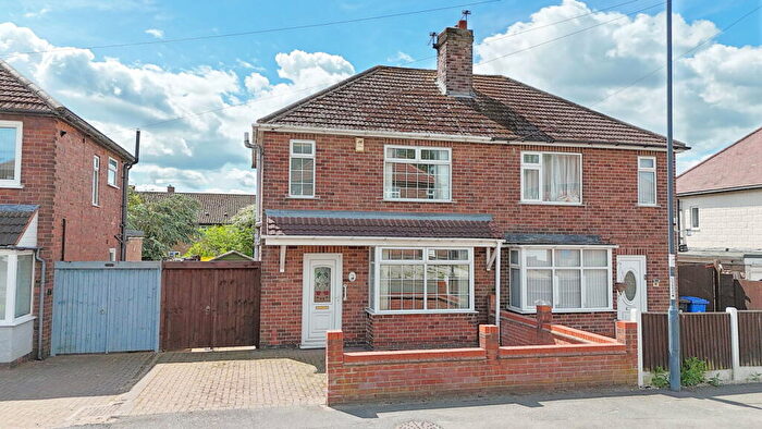 3 Bedroom Semi Detached House For Sale In Albert Road, Chaddesden, Derby, DE21