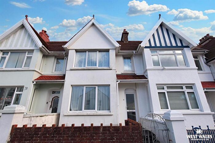 3 Bedroom Terraced House For Sale In Dartmouth Street, Milford Haven, SA73