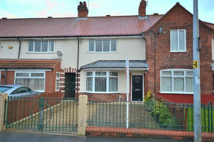 2 Bedroom Terraced House To Rent In Th Avenue, Hull, HU6