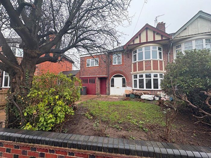 4 Bedroom Semi Detached House To Rent In Northcote Road, Leicester, LE2