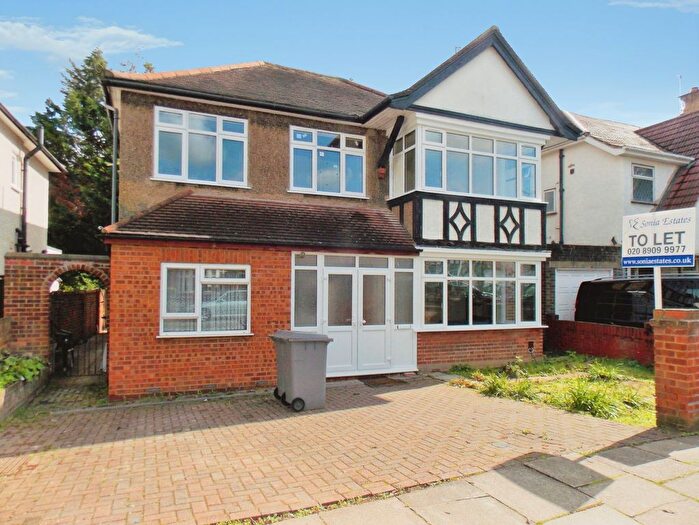 7 Bedroom Semi-Detached House To Rent In Draycott Avenue, Kenton, Harrow, HA3