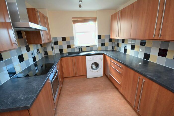 2 Bedroom Flat To Rent In Farraline Court, Inverness, IV1