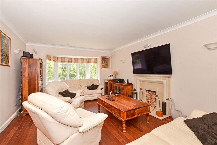 5 Bedroom Detached House For Sale In Great Lime Kilns, Southwater, Horsham, West Sussex, RH13