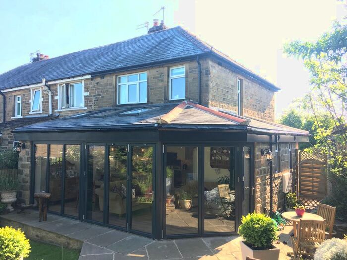 3 Bedroom End Of Terrace House To Rent In 1 Glen View Road, Bingley BD16