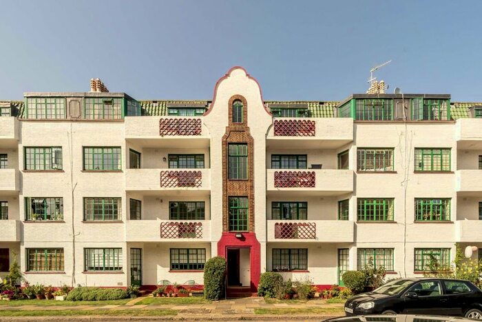 3 Bedroom Flat To Rent In Ealing Village, London, W5