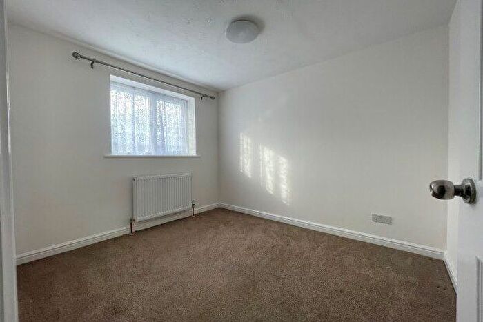 5 Bedroom Detached House To Rent In Beckinsale Grove, Milton Keynes, MK8