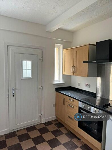 2 Bedroom Flat To Rent In Sandyhills, Glasgow, G32