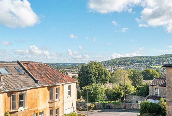 2 Bedroom End Terrace House For Sale In Park Avenue, Bath, Somerset, BA2