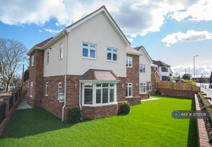 1 Bedroom Flat To Rent In Chelmsford Road, Shenfield, Brentwood, CM15