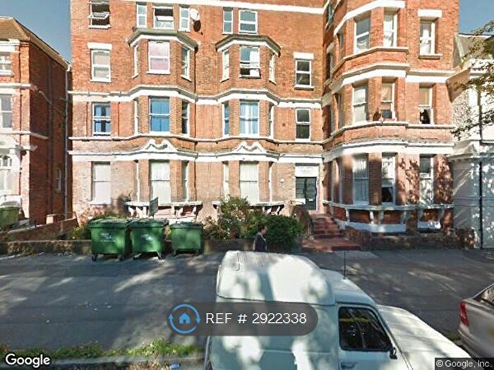 1 Bedroom Flat To Rent In Trevarra Court, Folkestone, CT20