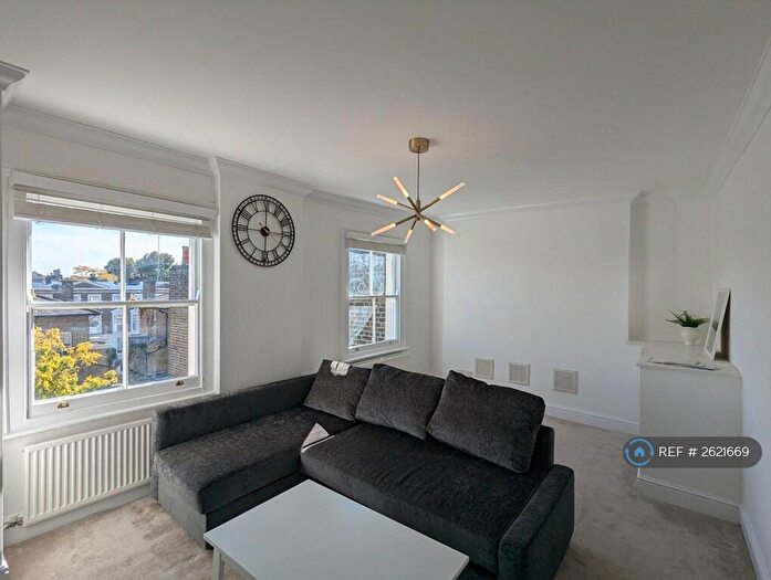 2 Bedroom Flat To Rent In Belgrave Gardens, London, NW8