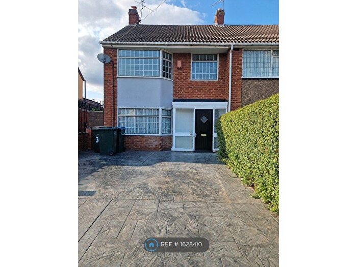 3 Bedroom End Of Terrace House To Rent In Yewdale Crescent, Coventry, CV2