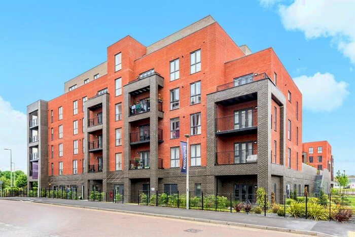 2 Bedroom Apartment To Rent In Nightingale Way, Reading, RG30