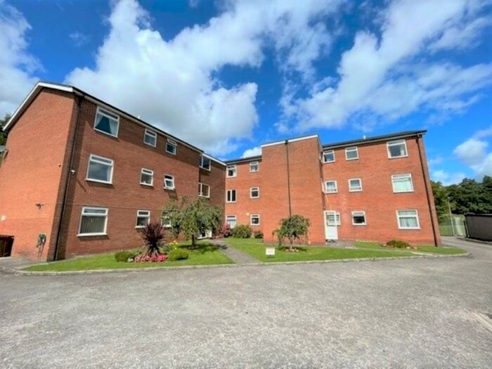 2 Bedroom Flat To Rent In Ashworth Court, Preston, PR1