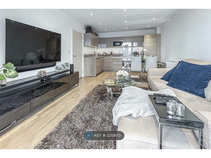 2 Bedroom Flat To Rent In Katie Court, London, E16