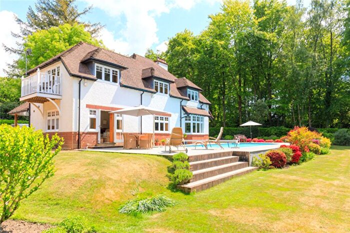 4 Bedroom Detached House For Sale In Hightown Hill, Ringwood, BH24