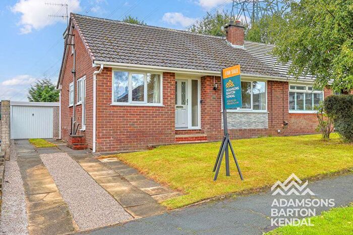 3 Bedroom Bungalow For Sale In Norden Way, Norden, OL11