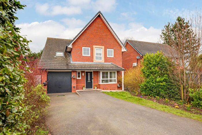 5 Bedroom Detached House For Sale In Wood Farm Close, Chester, CH2
