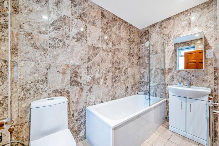 4 Bedroom Terraced House To Rent In Dalton Avenue, Mitcham, CR4