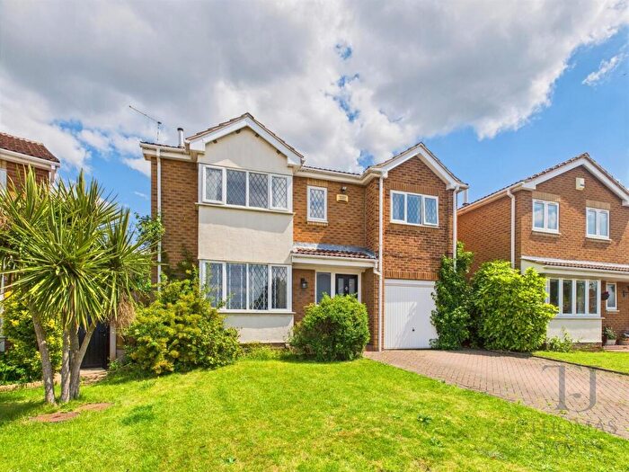5 Bedroom Detached House For Sale In Purbeck Drive, West Bridgford, Nottingham, NG2