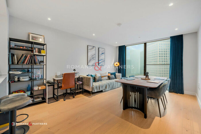 1 Bedroom Apartment To Rent In Hampton Tower, Canary Wharf, E14