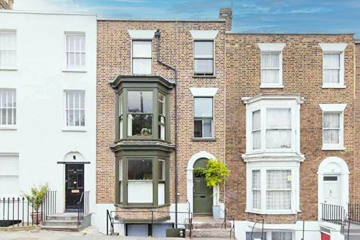 1 Bedroom Flat To Rent In Trinity Square, Margate, CT9