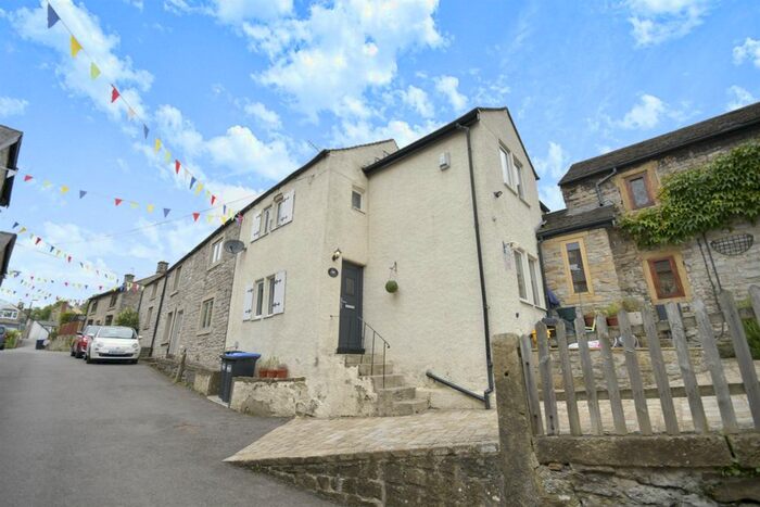 3 Bedroom End Of Terrace House For Sale In The Bank, Stoney Middleton, Hope Valley, S32