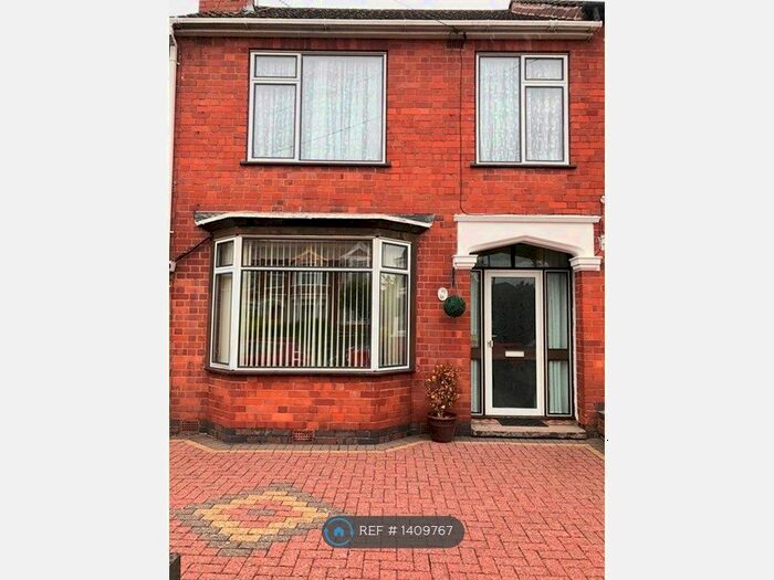 3 Bedroom Terraced House To Rent In Queen Isabels Avenue, Coventry, CV3