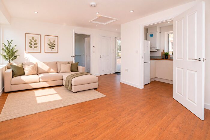 1 Bedroom Detached Bungalow For Sale In Near Merrymeet, PL14