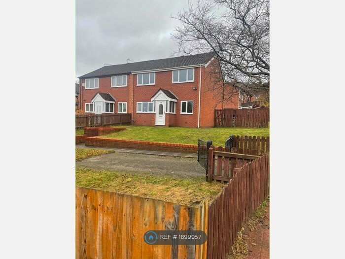 3 Bedroom Semi-Detached House To Rent In Fern Grove, Prenton, CH43