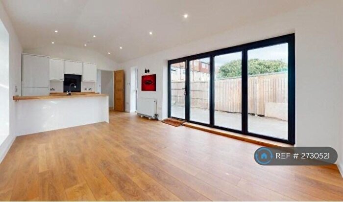 1 Bedroom Detached House To Rent In Abbotts Road, Mitcham, CR4