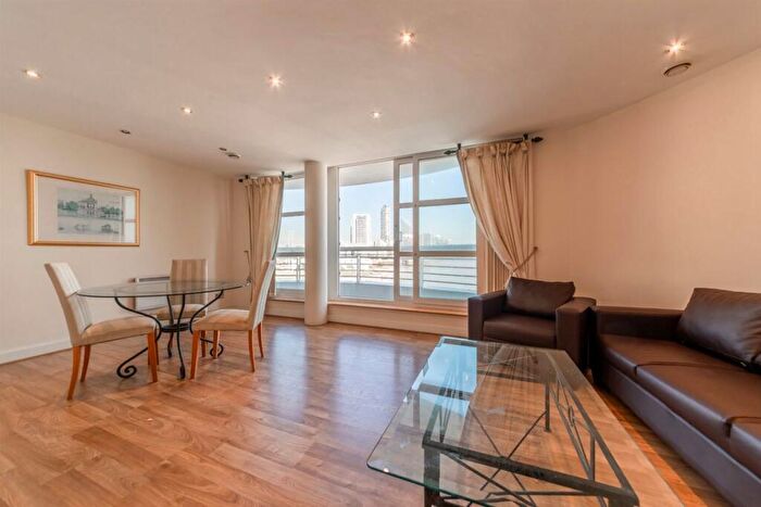 1 Bedroom Flat To Rent In Manchester Road, Canary Wharf, E14