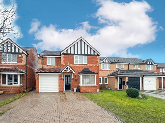 4 Bedroom Detached House For Sale In Meadow Rise, Low Fell, Gateshead, NE9