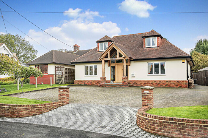 4 Bedroom Detached House For Sale In York Road, West Hagbourne, OX11