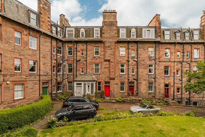 1 Bedroom Flat For Sale In / Roseburn Terrace, Edinburgh, EH12