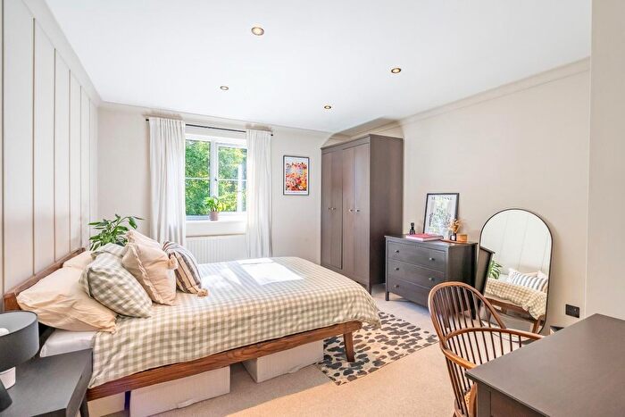 2 Bedroom Flat For Sale In Burton Court, Burton Stone Lane, York, YO30