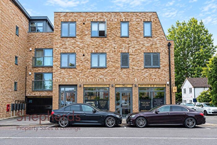 1 Bedroom Flat For Sale In Windmill Lane, Cheshunt, EN8