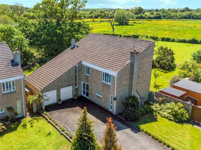 4 Bedroom Detached House For Sale In The Grove, Chelworth, Malmesbury, SN16