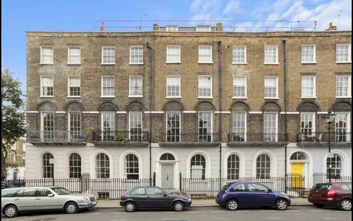 2 Bedroom Apartment To Rent In Myddelton Square, London, EC1R