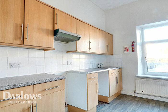 1 Bedroom Flat To Rent In Worcester Street, Gwent, NP23