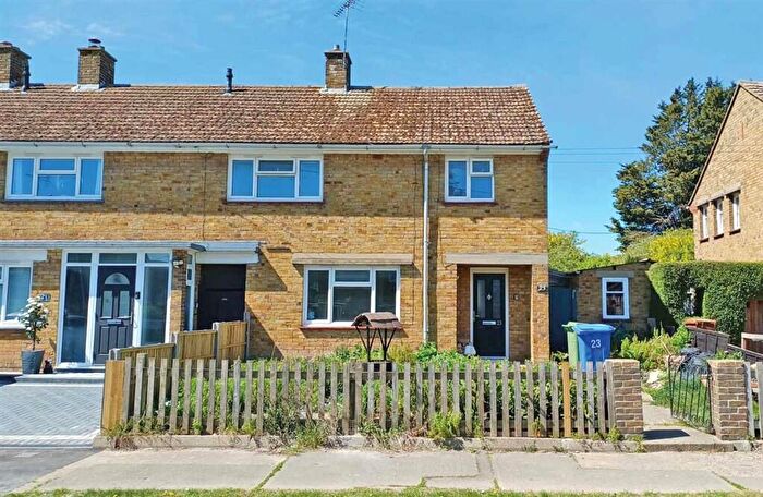 3 Bedroom End Of Terrace House For Sale In Greenways, Sittingbourne, ME10