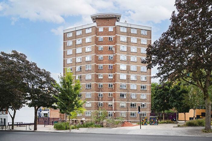2 Bedroom Flat To Rent In Mount Pleasant, Holborn, London, WC1X