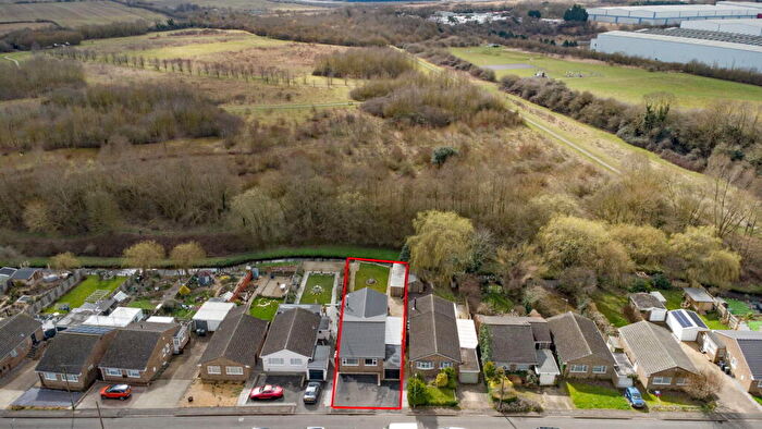 4 Bedroom Detached Bungalow For Sale In Hillside Crescent, Weldon, Corby, Northamptonshire, NN17