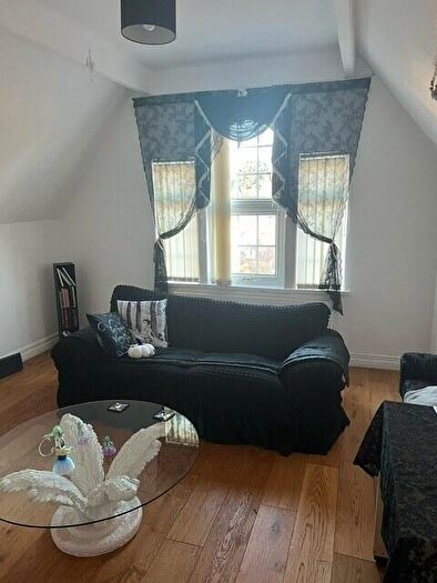1 Bedroom Flat To Rent In Church Road, B13