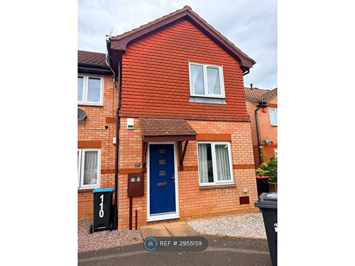 2 Bedroom End Of Terrace House To Rent In Pettingrew Close, Milton Keynes, MK7