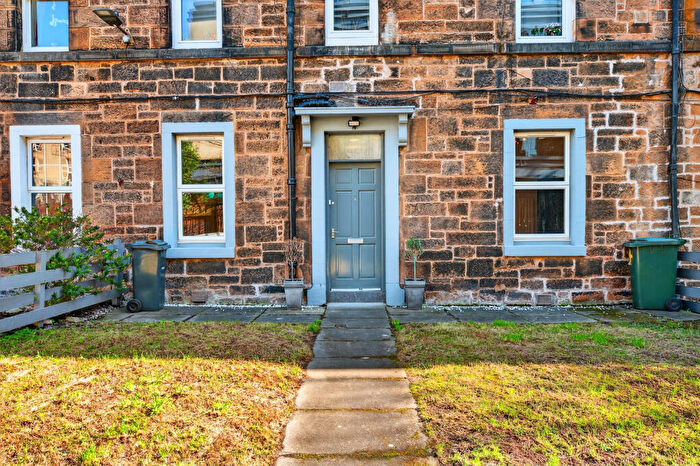 2 Bedroom Flat For Sale In Chalmers Buildings, Edinburgh, EH3