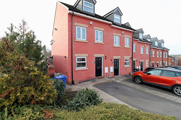 3 Bedroom Town House For Sale In Harper Rise, Doncaster, DN12
