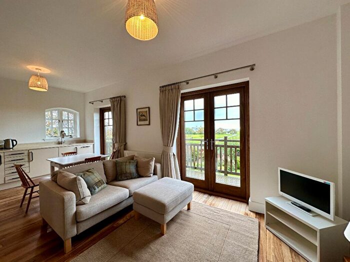 2 Bedroom Character Property To Rent In Crosbie Road, Troon, South Ayrshire, KA10